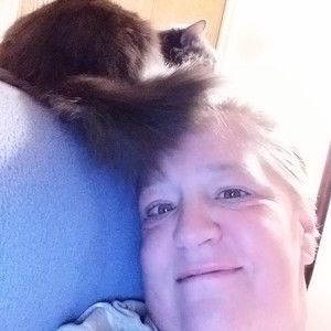 Meet your Posher, Raelene